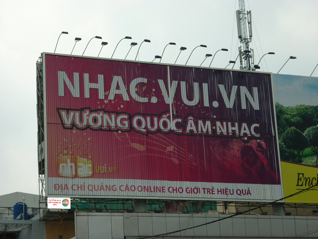 Thi Công Pano Tấm Lớn Ngoài Trời